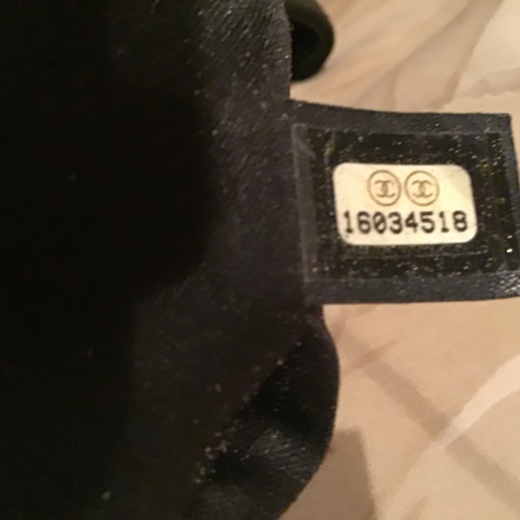 CHANEL Bag - Picture 15 of 16